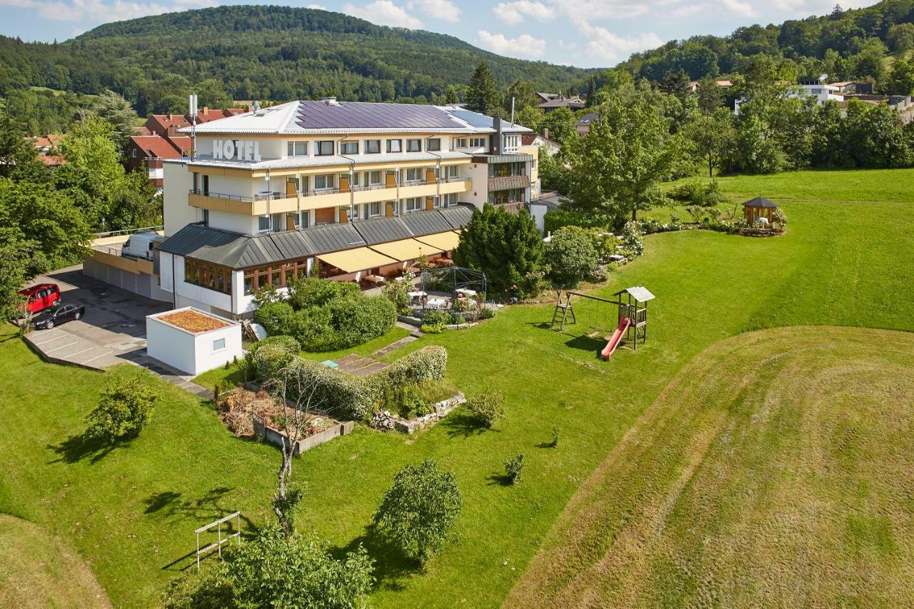 Badhotel Restaurant Stauferland Bad Boll Exterior foto